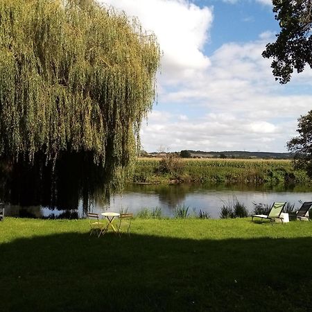 Havre De Paix Au Bords De L'Eure - Divers Hebergements Garennes-sur-Eure ภายนอก รูปภาพ